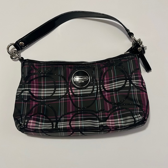 Coach Handbags - Gently used coach purse small size purse
